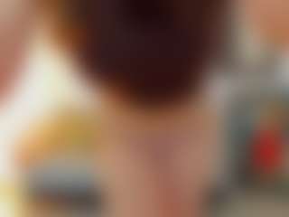Live cam show with kayakiss - Middle Aged on Camsoda