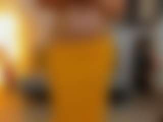 kayakiss MILF webcam performer live streaming