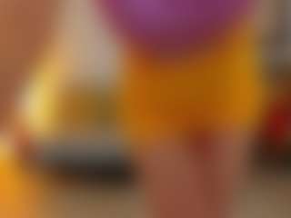 Live cam show with kayakiss - Mature on Camsoda