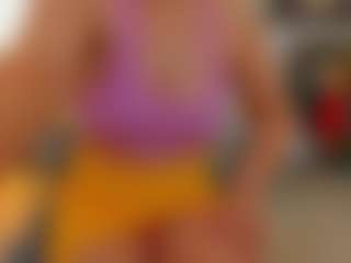 Live cam show with kayakiss - Mature on Camsoda