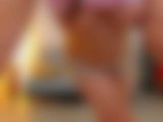 kayakiss MILF webcam performer live streaming