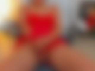 kayakiss MILF webcam performer live streaming