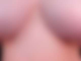 Live cam show with SARAH RHODES - Mature on TeamSkeetLive