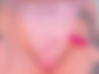 Live cam show with SARAH RHODES - Brown Hair on Soda Cam