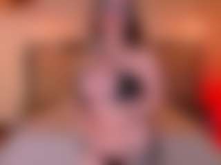 Live cam show with SARAH RHODES - Facial Piercings on Gym Cam Girls
