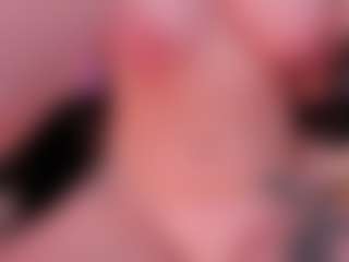 Live cam show with SARAH RHODES - Brown Eyes Mature on Pornisteam.com