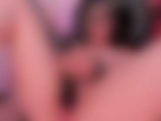 Live cam show with SARAH RHODES - Mature on Dare Cams