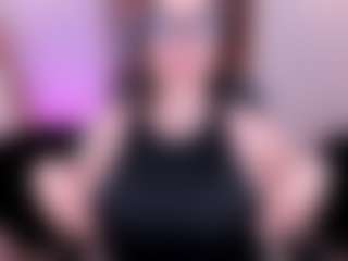 Live cam show with SARAH RHODES - Tattoos on xDating
