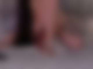 Live cam show with SARAH RHODES - Brown Hair on Camsoda