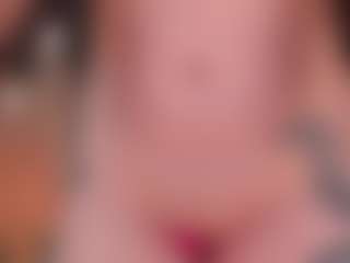 Show en direct avec SARAH RHODES - Public Mature sur Camsoda