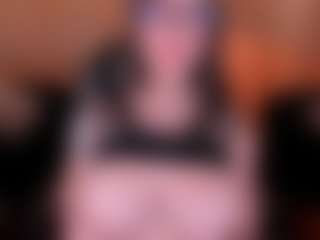 Live cam show with SARAH RHODES - Public Brown Hair on Camsoda
