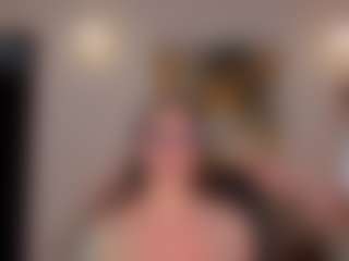 Live cam show with SARAH RHODES - Tease Mature on SinfulBabes