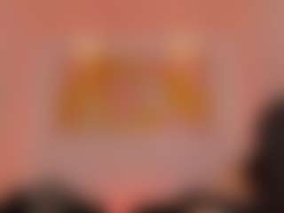 Live cam show with SARAH RHODES - Young Adult on Camsoda