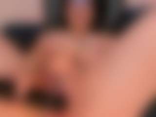 Live cam show with SARAH RHODES - Facial Piercings on Cam Slut