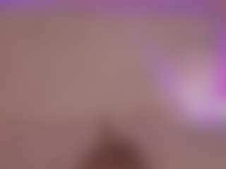 Live cam show with Sweet Veronica - MILF on Fling VIP Chat