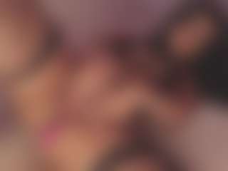 Live cam show with Sweet Veronica - Spank on AdultVida.com