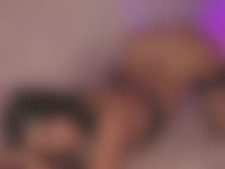 Sweet Veronica MILF webcam performer live streaming