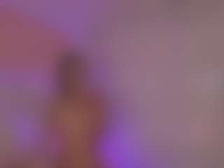Live cam show with Sweet Veronica - No Smoking on CamSodaAdn