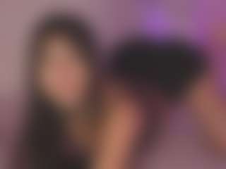 Live cam show with Sweet Veronica - Oil on Strip Flash - Live Sex Shows