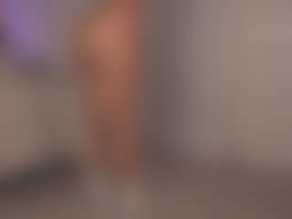 Live cam show with Sweet Veronica - Oil on Camsoda