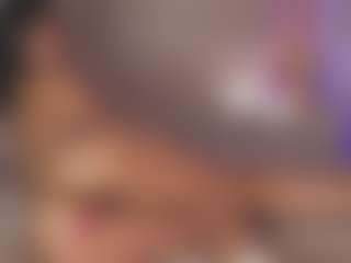 Live cam show with Sweet Veronica - Brown Eyes on fapnchat