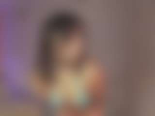 Live cam show with Sweet Veronica - MILF Teen (18+) on Livezox