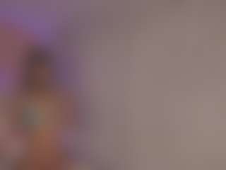 Live cam show with Sweet Veronica - MILF Teen (18+) on CamSodaAdn