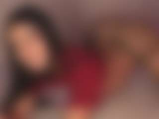 Sweet Veronica MILF webcam performer live streaming
