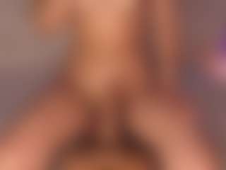 Live cam show with Sweet Veronica - Spy MILF on Milfs Live