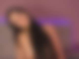 Live cam show with Sweet Veronica - Sexy on hotwifechat.live