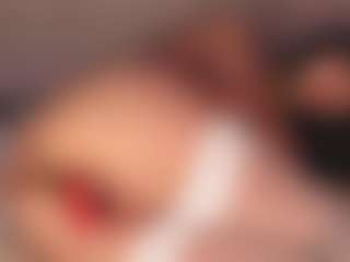 Spettacolo in cam dal vivo con Sweet Veronica - Bikini su Camsoda