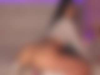 Live cam show with Sweet Veronica - Fingers on madthumbs
