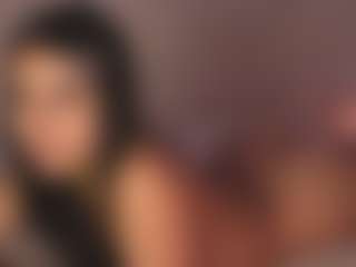 Live cam show with Sweet Veronica - Shaved Pussy MILF on Camsoda