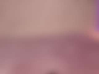 Live cam show with Sweet Veronica - Small Tits Teen (18+) on Camsoda