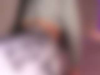 Live cam show with Sweet Veronica - Small Tits Teen (18+) on Camsoda