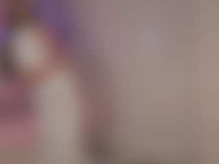 Live cam show with Sweet Veronica - Spank MILF on Free Soda