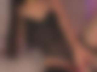 Live cam show with Sweet Veronica - Sexwebcam MILF on Mixed Magazine Live