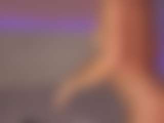 Live cam show with Sweet Veronica - Handjob on xfollow cams