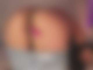 Live cam show with Sweet Veronica - HD on TastyBlacksLive