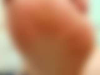 Live cam show with NaughtyKittenm - Armpits on Camsoda