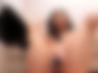 ZoeKlarxxx's Live Sex Cam Show