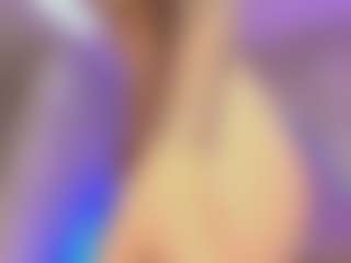 Live cam show with Naughty Gia - Dirty Talk on camtv