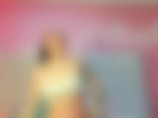 Live cam show with Naughty Gia - Thin on madthumbs