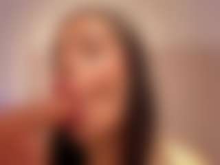 Live cam show with Kayla Rossi - Curvy Young Adult on CamClone