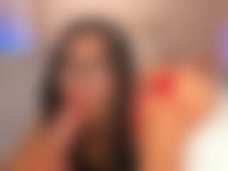 Live cam show with Kayla Rossi - Thick on Camsoda