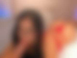 Live cam show with Kayla Rossi - Thick on Camsoda