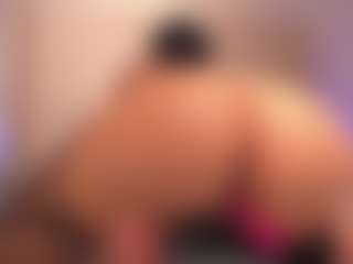 Live cam show with Kayla Rossi - Thick on madthumbs