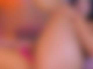 Live cam show with Kayla Rossi - Thick on milfzrlive.com