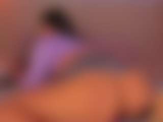 Live cam show with Kayla Rossi - Thick on Camsoda