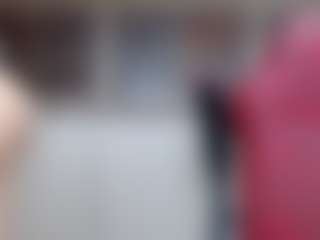 Live cam show with LizethBels - Skinny on Instabang